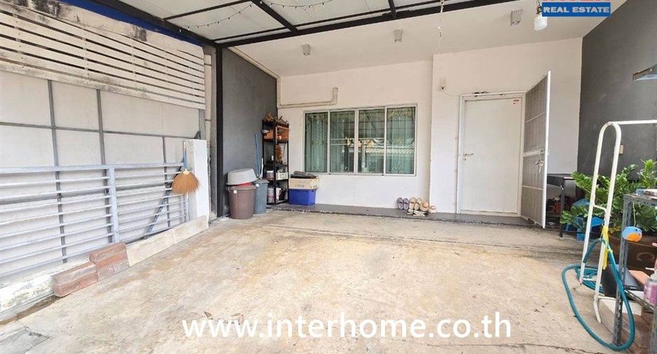For sale 3 bedrooms townhouse in Bang Phli, Samut Prakan