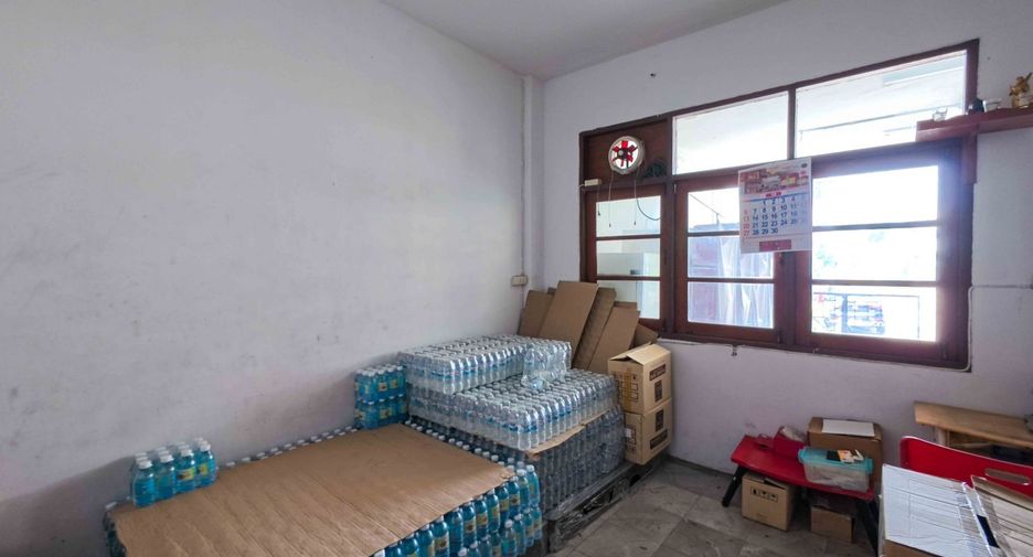 For sale 3 ベッドルーム townhouse in Wang Thonglang, Bangkok