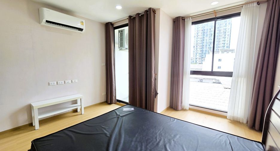 Wohnung zur Miete mit 1 Zimmer in Phasi Charoen, Bangkok
