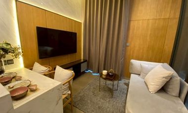 For rent and for sale 1 bed condo in Watthana, Bangkok