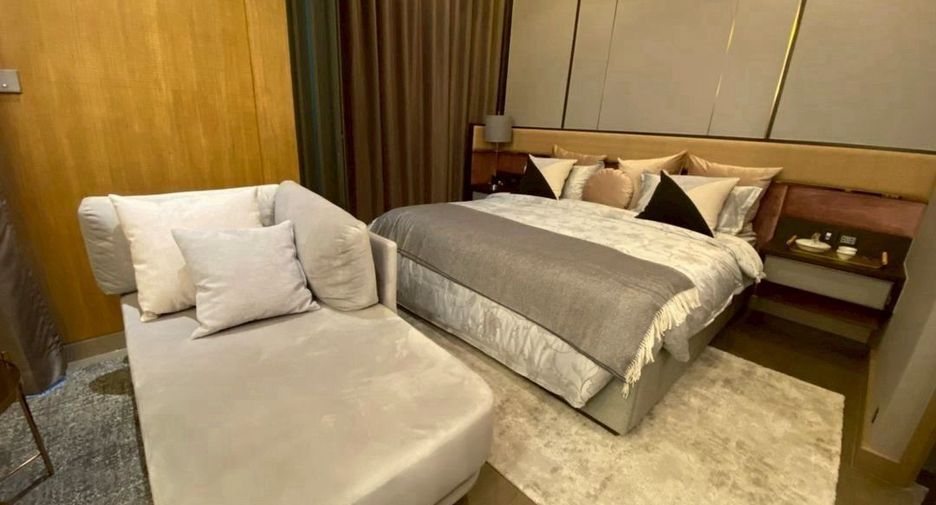 For rent and for sale 1 bed condo in Watthana, Bangkok