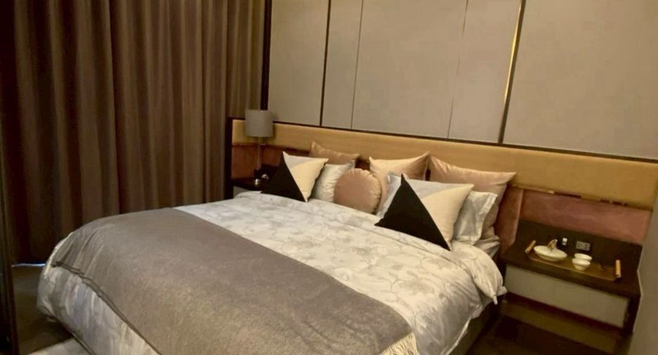 For rent and for sale 1 bed condo in Watthana, Bangkok