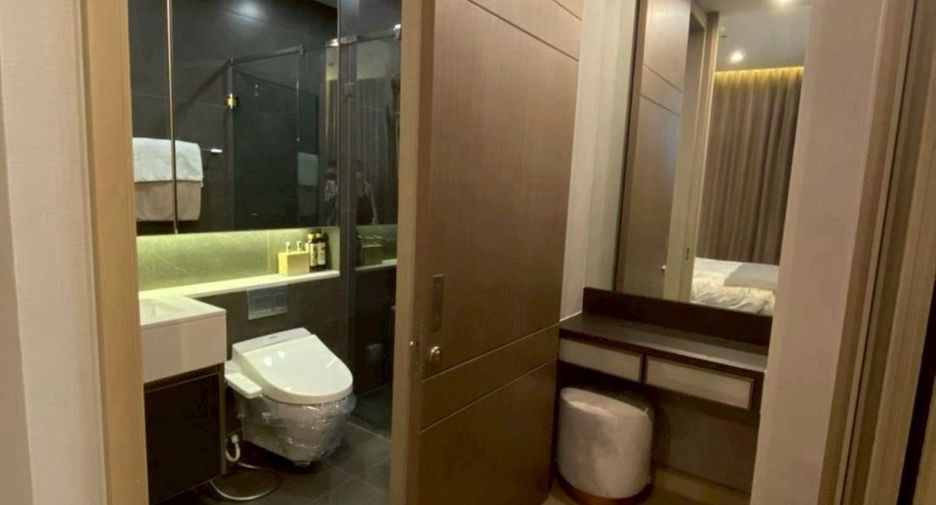 For rent and for sale 1 bed condo in Watthana, Bangkok