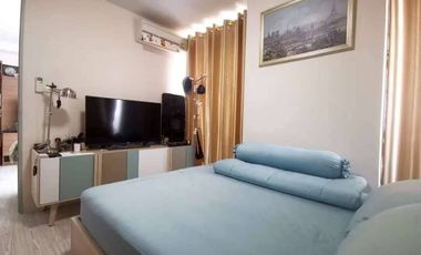 For sale 2 bedrooms condo in Huai Khwang, Bangkok