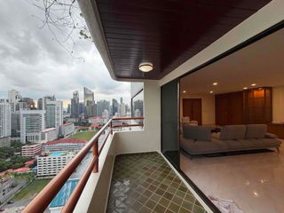 For rent 3 bedrooms condo in Watthana, Bangkok