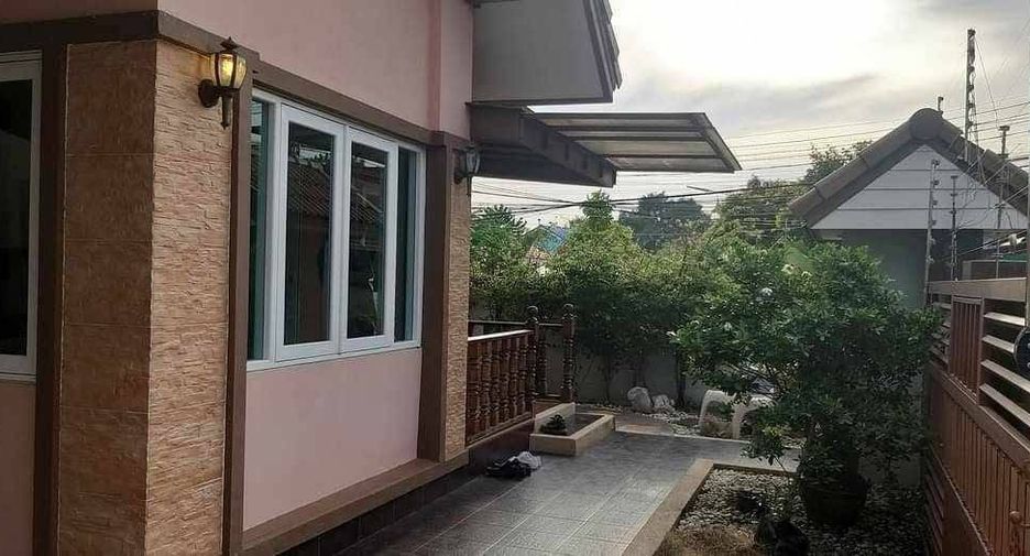 For rent 3 bedrooms house in Bang Lamung, Chonburi