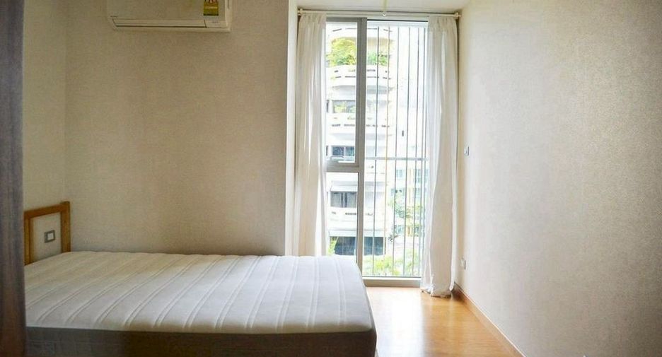 À louer 2 chambres condo à Watthana, Bangkok