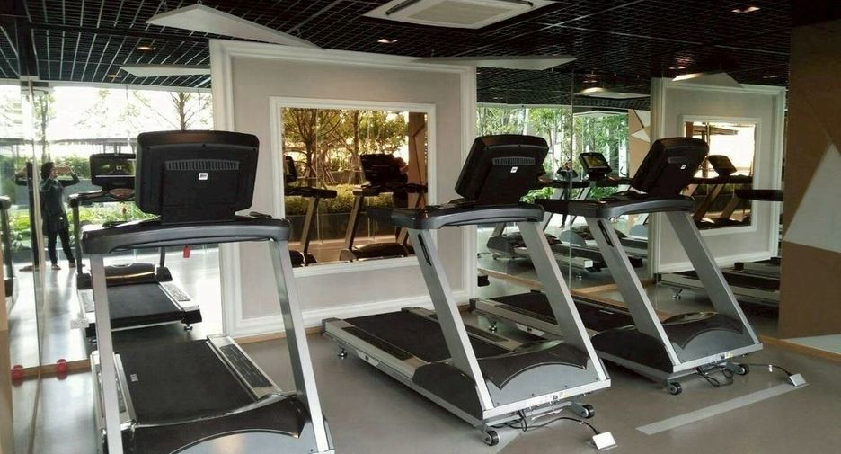 For rent 2 ベッドルーム condo in Watthana, Bangkok