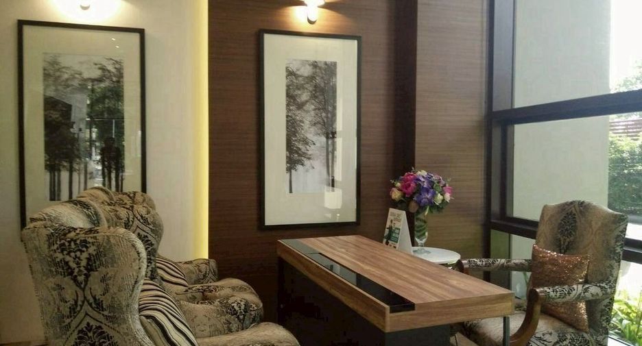 For rent 2 ベッドルーム condo in Watthana, Bangkok