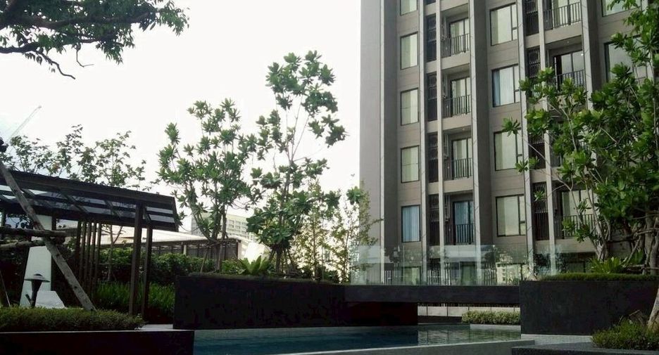 For rent 2 ベッドルーム condo in Watthana, Bangkok