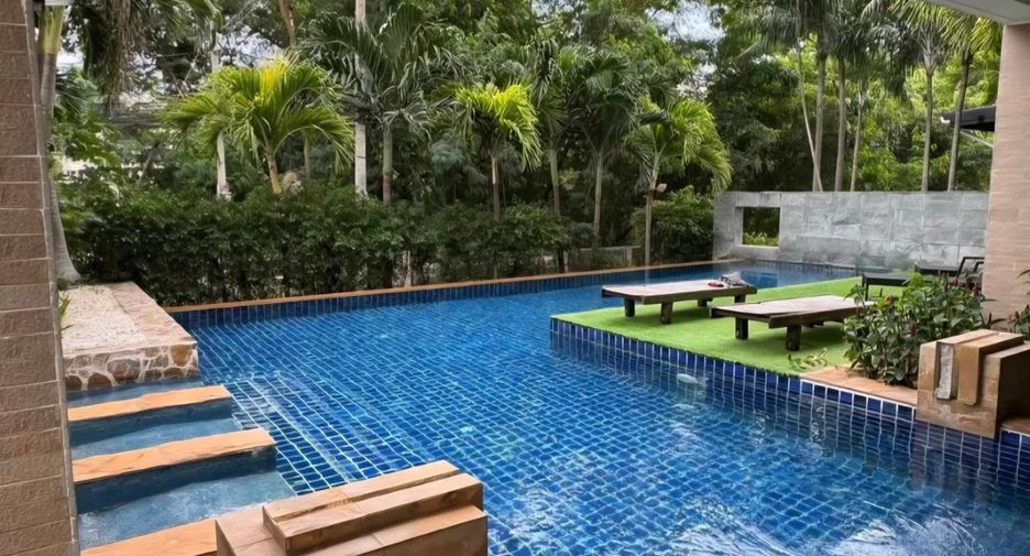 For rent 2 bedrooms condo in Bang Lamung, Chonburi