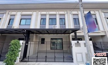 For rent 3 ベッドルーム townhouse in Lat Krabang, Bangkok