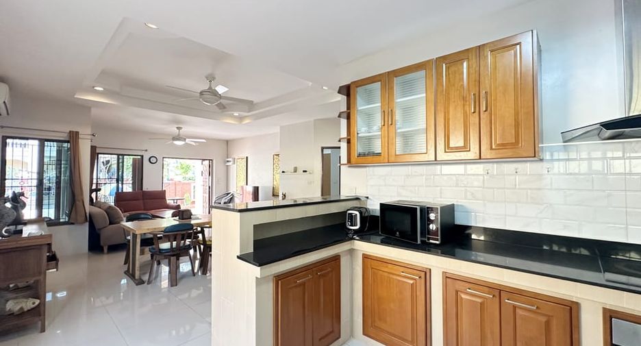For rent 3 bedrooms house in Bang Lamung, Chonburi