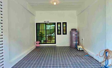 Reihenhaus zum Kauf mit 2 Zimmer in Sai Mai, Bangkok