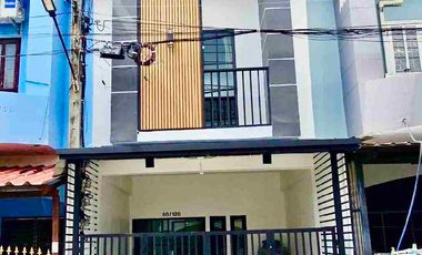 Reihenhaus zum Kauf mit 2 Zimmer in Sai Mai, Bangkok