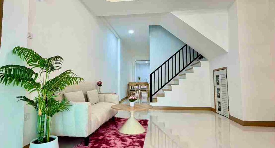 À vendre 2 chambres maison de ville à Sai Mai, Bangkok