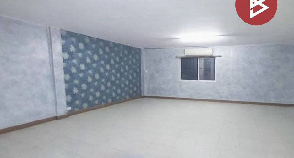 出售 4 卧室 商业空间 在 Bang Phli, Samut Prakan