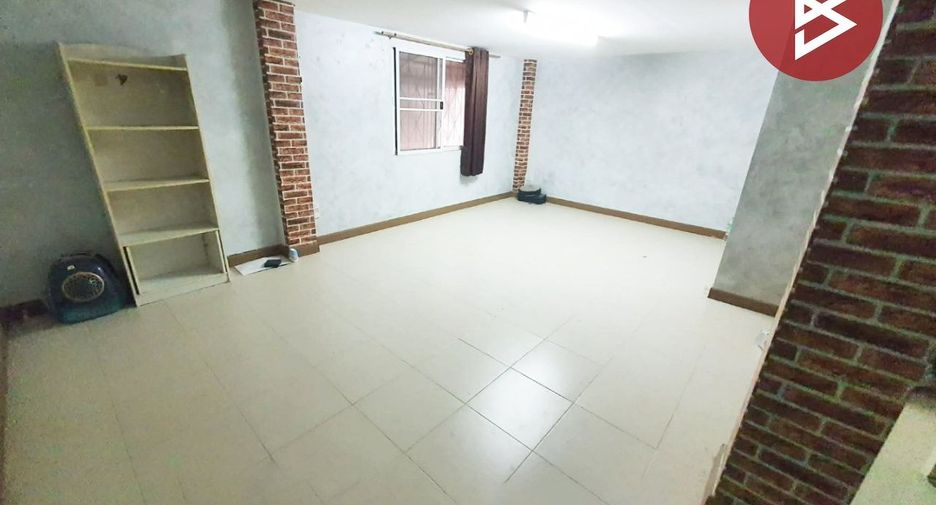 出售 4 卧室 商业空间 在 Bang Phli, Samut Prakan