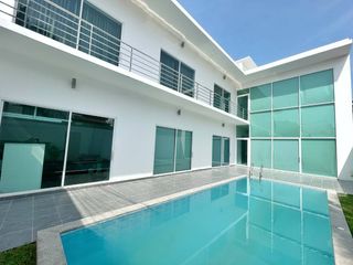 For rent and for sale 6 bedrooms villa in Bang Lamung, Chonburi