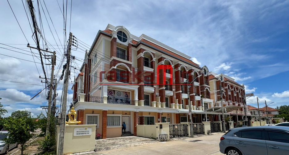 For sale 3 ベッドルーム retail Space in Bang Lamung, Chonburi