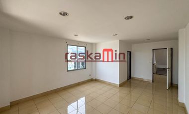 For sale 3 ベッドルーム retail Space in Bang Lamung, Chonburi
