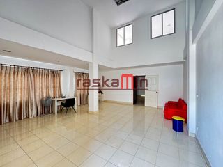 For sale 3 bedrooms retail Space in Bang Lamung, Chonburi