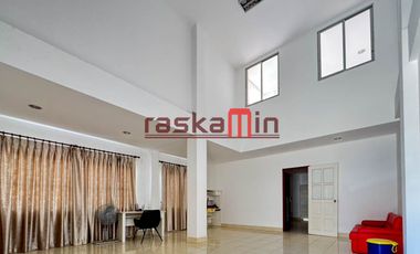 For sale 3 ベッドルーム retail Space in Bang Lamung, Chonburi