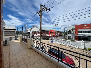For sale 3 bedrooms retail Space in Bang Lamung, Chonburi
