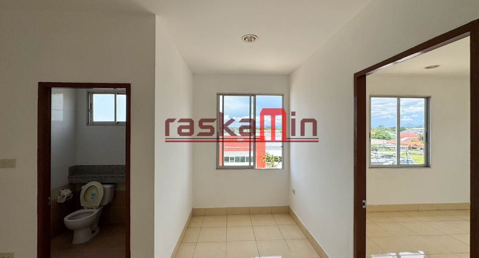 For sale 3 ベッドルーム retail Space in Bang Lamung, Chonburi