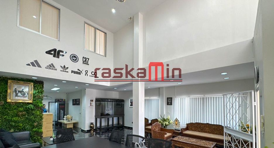 For sale 3 ベッドルーム retail Space in Bang Lamung, Chonburi