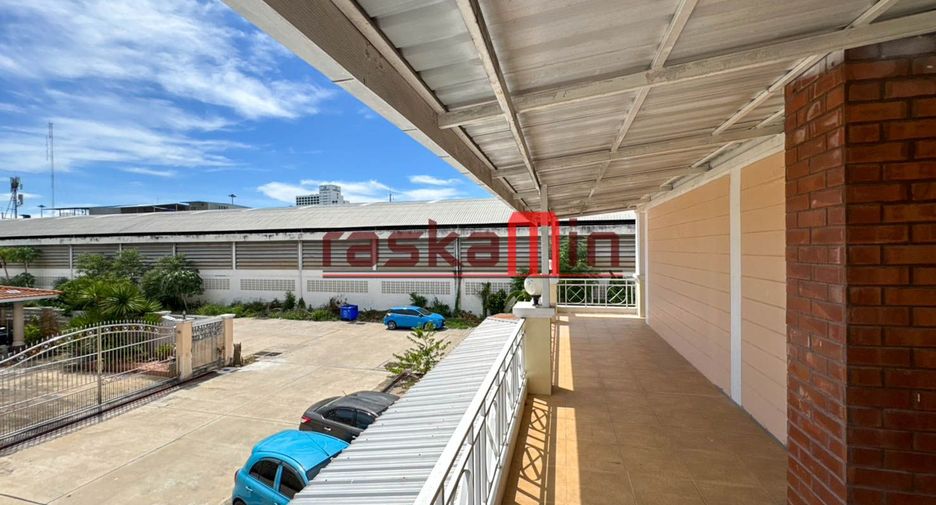 For sale 3 ベッドルーム retail Space in Bang Lamung, Chonburi