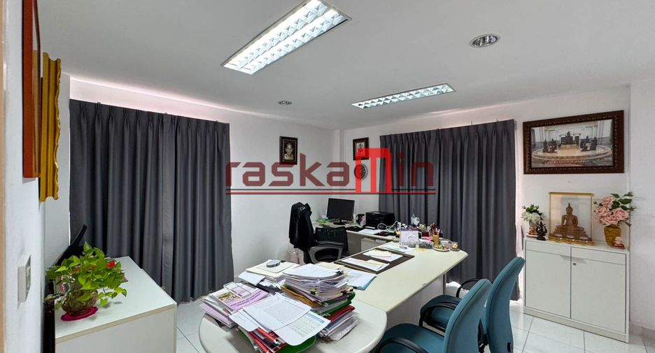 For sale 3 ベッドルーム retail Space in Bang Lamung, Chonburi
