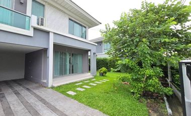 Haus zur Miete und zum Kauf mit 4 Zimmer in Lat Krabang, Bangkok