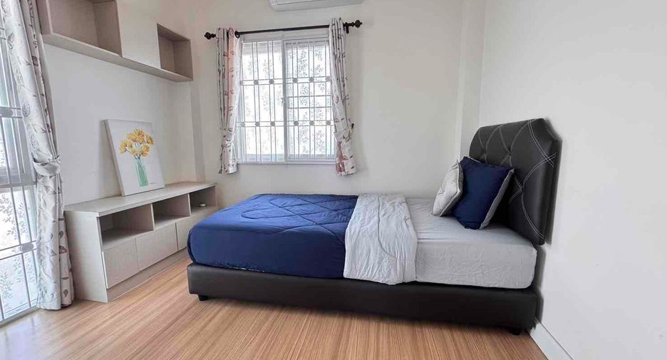 For rent 3 bedrooms house in Bang Lamung, Chonburi