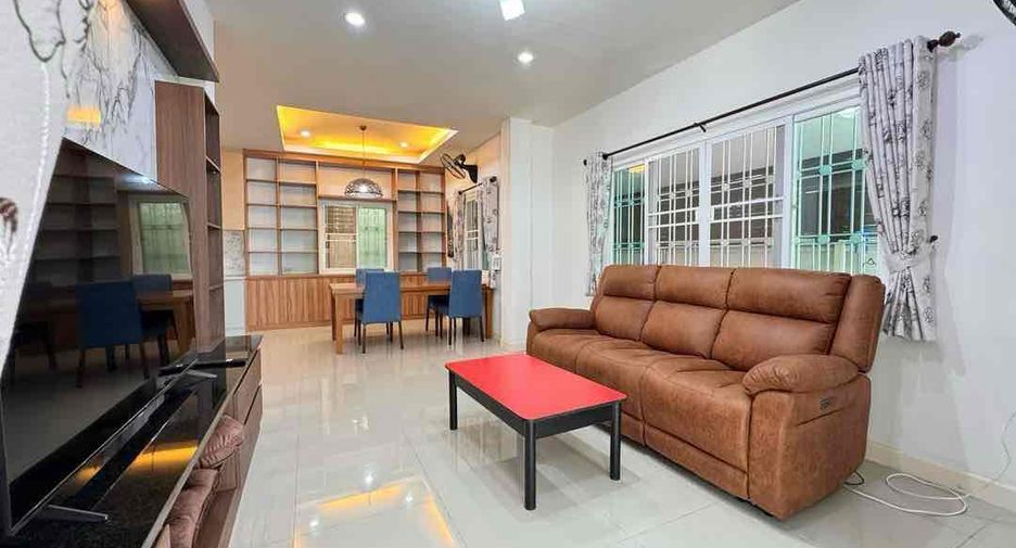 For rent 3 bedrooms house in Bang Lamung, Chonburi