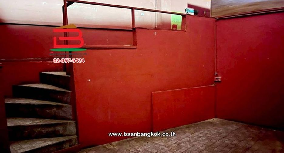 For rent 6 bedrooms retail Space in Suan Luang, Bangkok