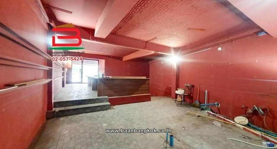 For rent 6 bedrooms retail Space in Suan Luang, Bangkok