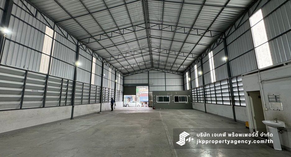 Lagerhaus zur Miete in Huai Khwang, Bangkok