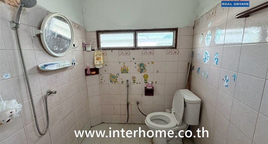 For sale 5 bedrooms house in Min Buri, Bangkok