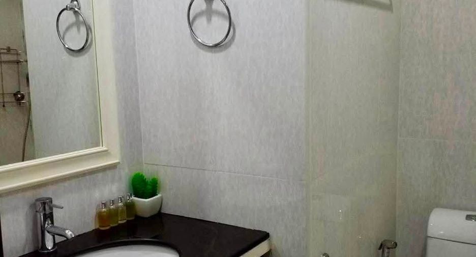 For rent and for sale 1 bed condo in Si Racha, Chonburi