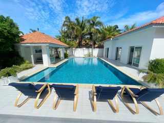 For rent and for sale 7 bedrooms villa in Bang Lamung, Chonburi
