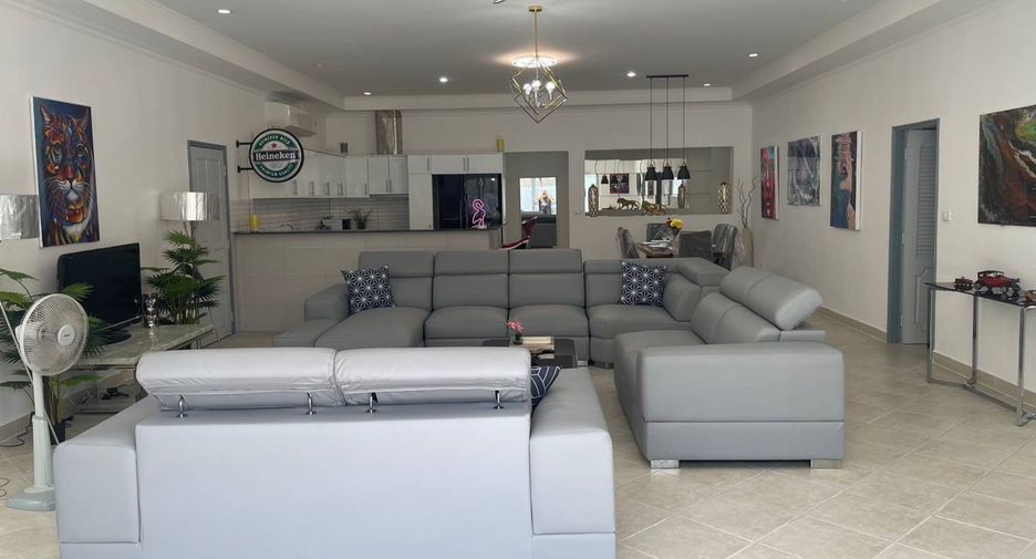 For rent and for sale 7 bedrooms villa in Bang Lamung, Chonburi