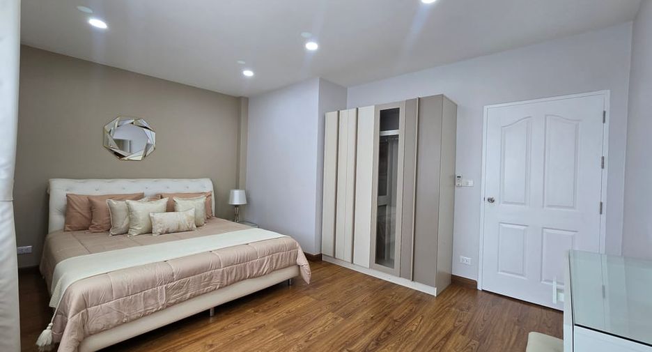 Haus zur Miete mit 4 Zimmer in Bang Lamung, Chonburi