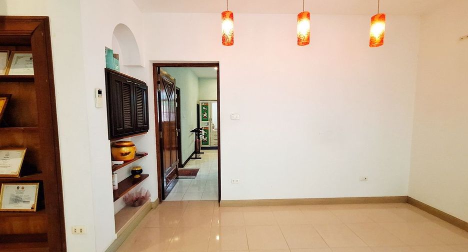 For sale 12 ベッドルーム house in Prachak, Udon Thani