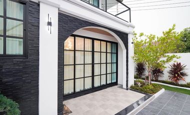 For sale 4 bedrooms villa in Bang Lamung, Chonburi
