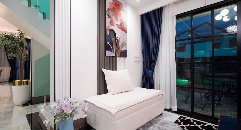 For sale 4 bedrooms villa in Bang Lamung, Chonburi