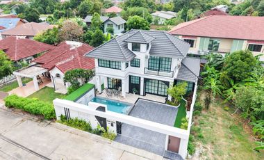 Villa zum Kauf mit 4 Zimmer in Bang Lamung, Chonburi