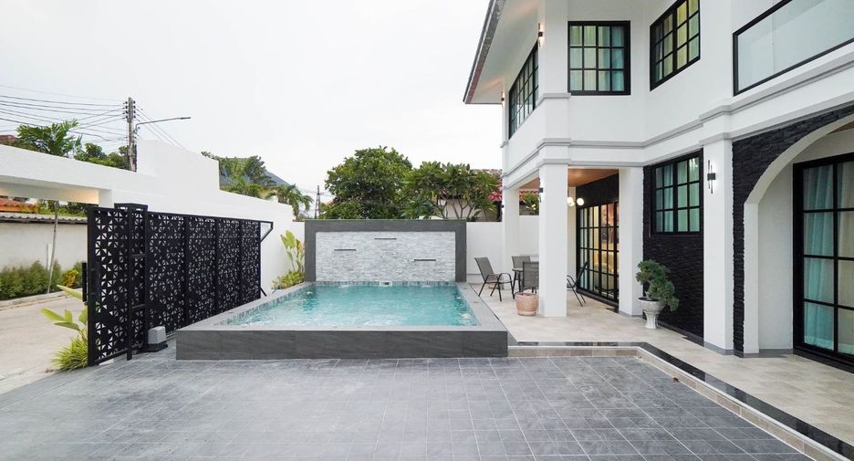 For sale 4 bedrooms villa in Bang Lamung, Chonburi