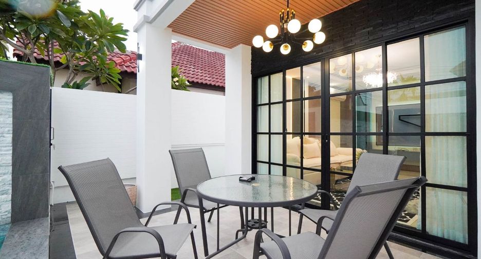 For sale 4 bedrooms villa in Bang Lamung, Chonburi