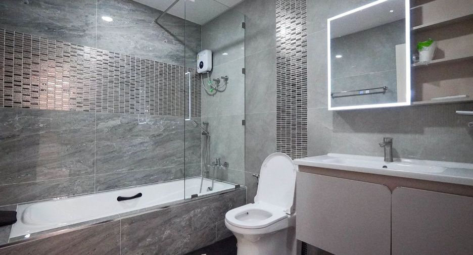 For sale 4 bedrooms villa in Bang Lamung, Chonburi